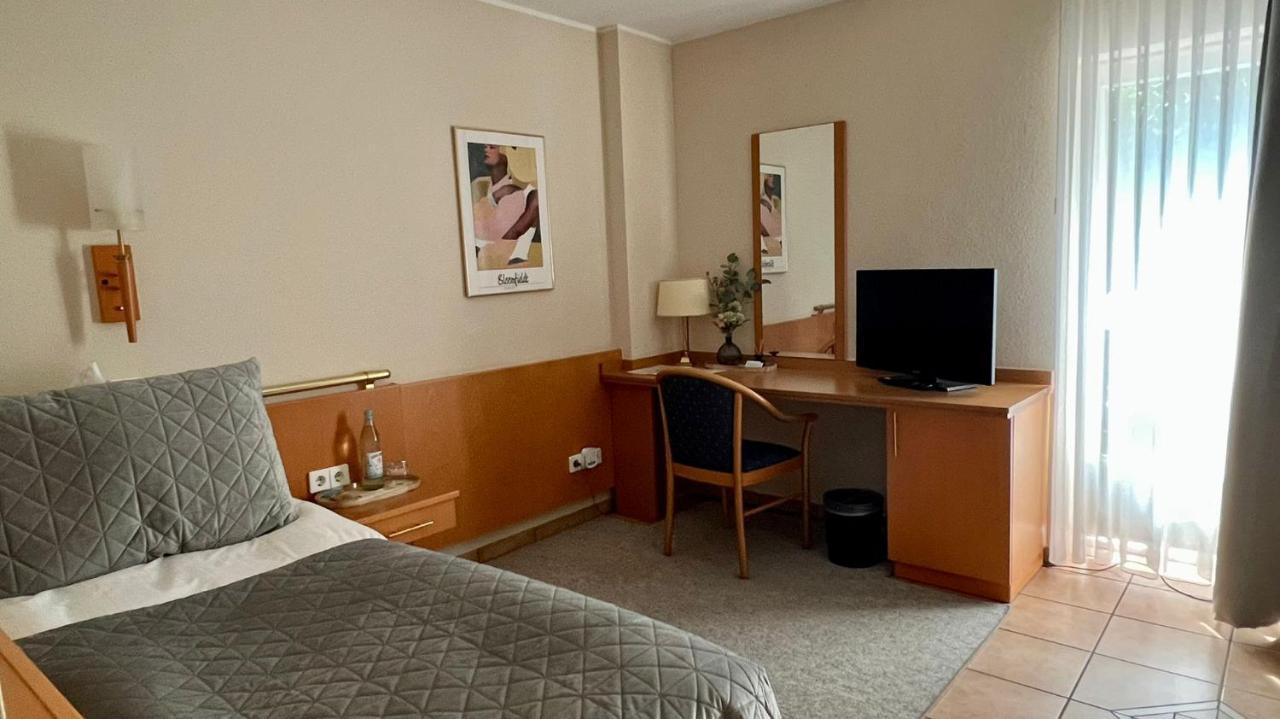 Hotel Victoria Dinslaken Extérieur photo